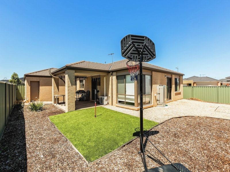 6 Amesbury Ave, Wyndham Vale, VIC, 3024, Wyndham Vale - Thumbnail 8