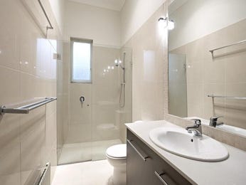 ceramic in a bathroom design from an australian home bathroom photo 1421559 - Australian Bathroom Designs ceramic in a bathroom design from an australian home bathroom photo 1421559 - Australian Bathroom Designs